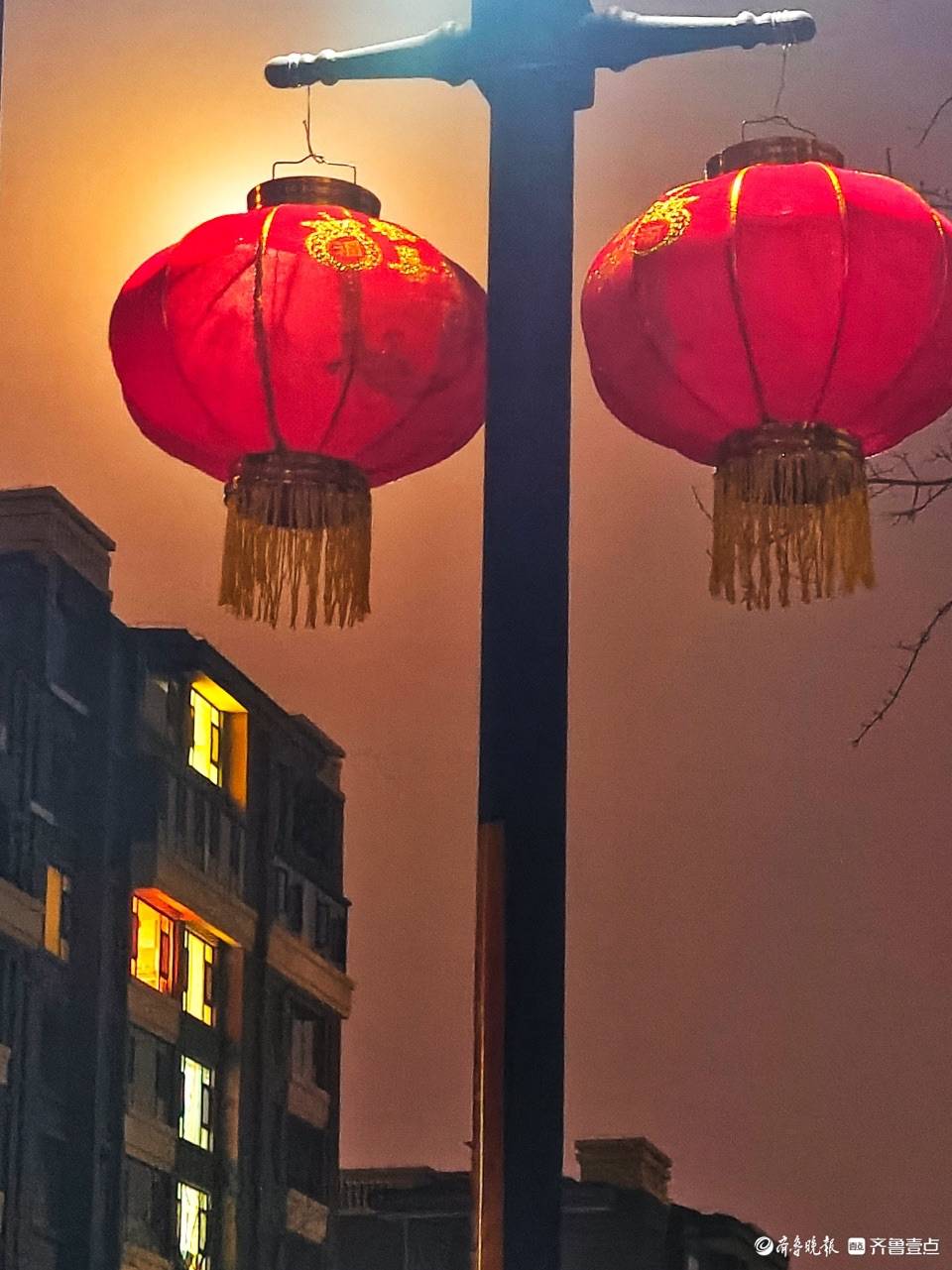 吉祥中国年 | 迎新春年味浓，夜幕下大红灯笼暖融融