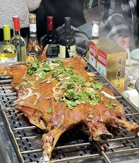 小九邀你体验重庆新年“七件套”的独特魅力