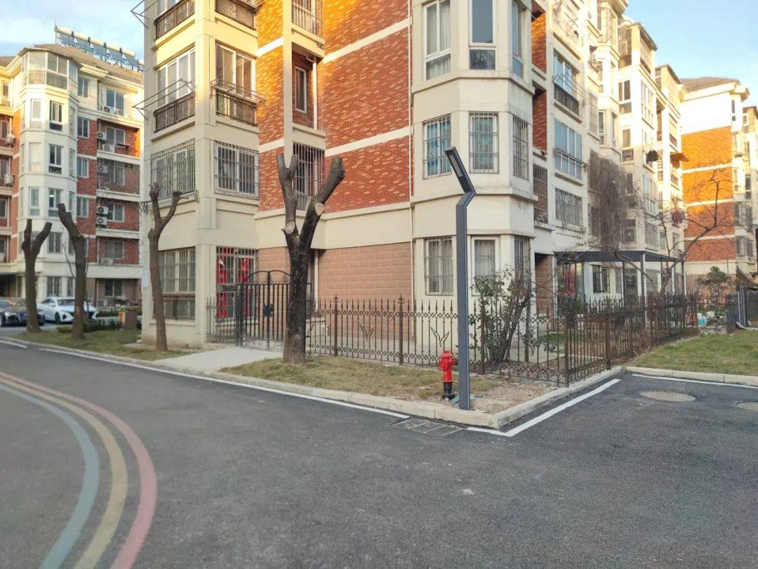 凤凰花园小区实现"逆龄"蜕变!幸福感"旧地升温"