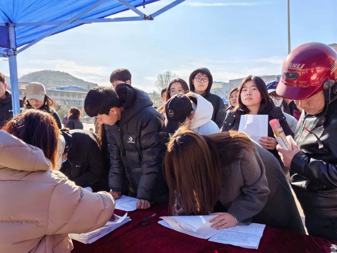 山西一地提供就业岗位2600余个一公司招聘工资5000起待遇