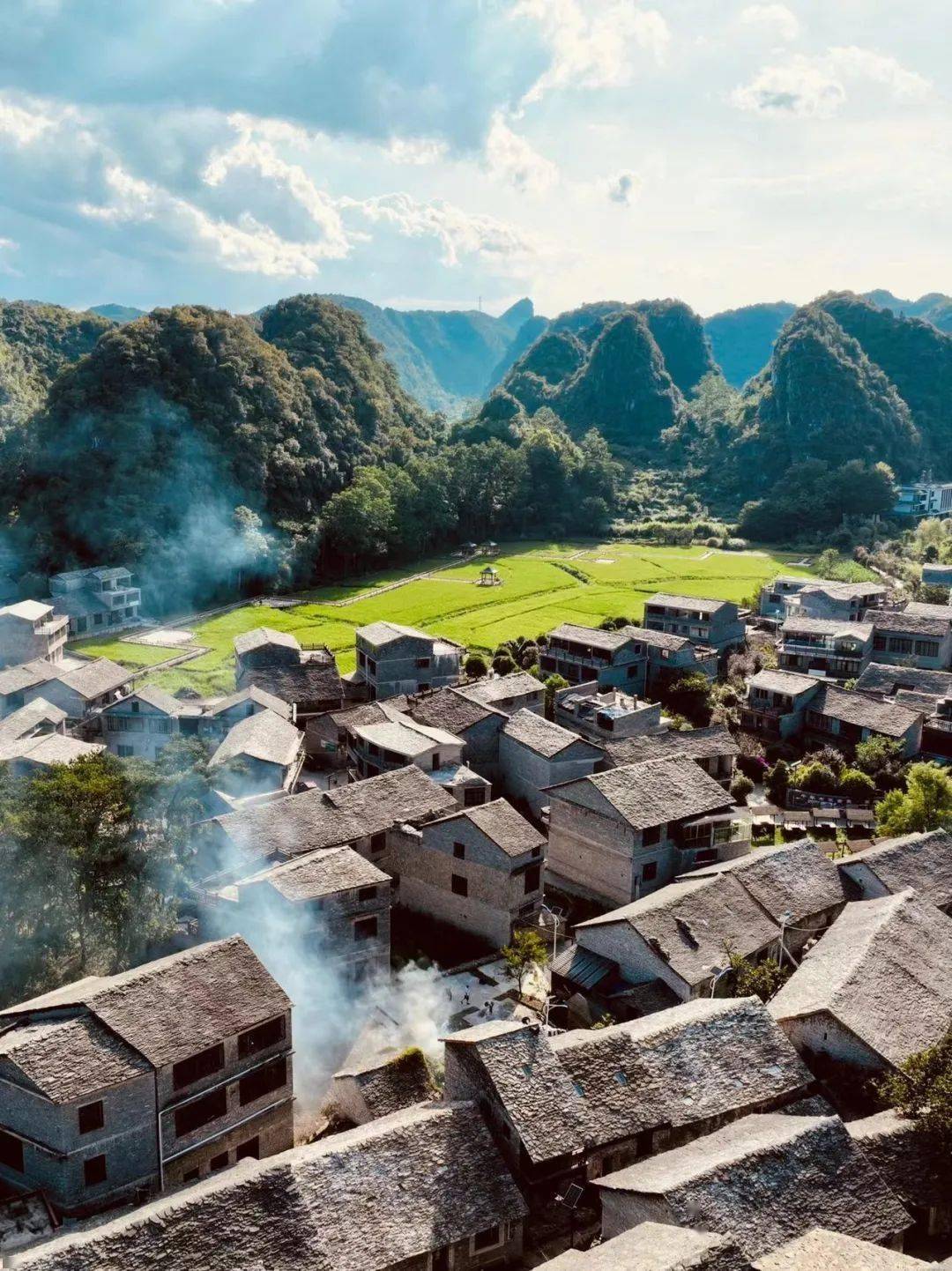 去世界最大樱花园美哭《国家地理》在这山水城看花吃嗨