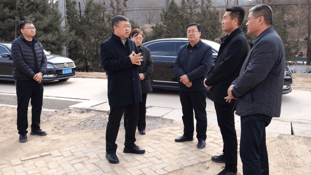 刘鹏程调研粮食生产托管工作