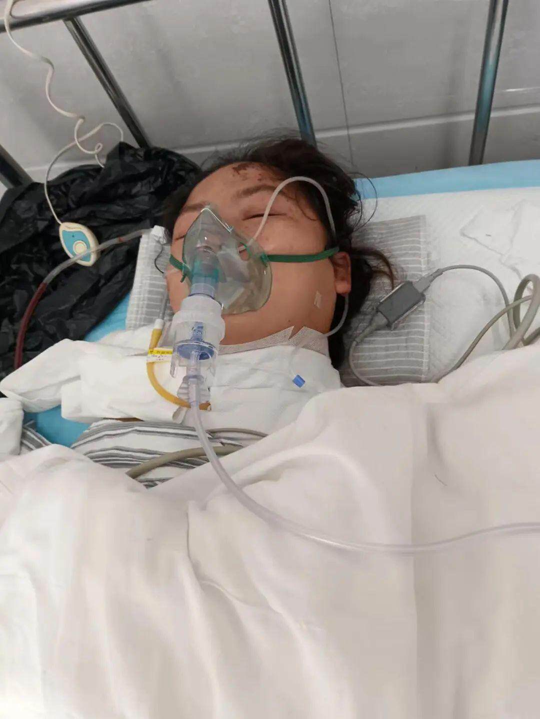 湖南女网红救人去世后母亲出车祸,尿毒症父亲哽咽讲述:我这辈子从来没