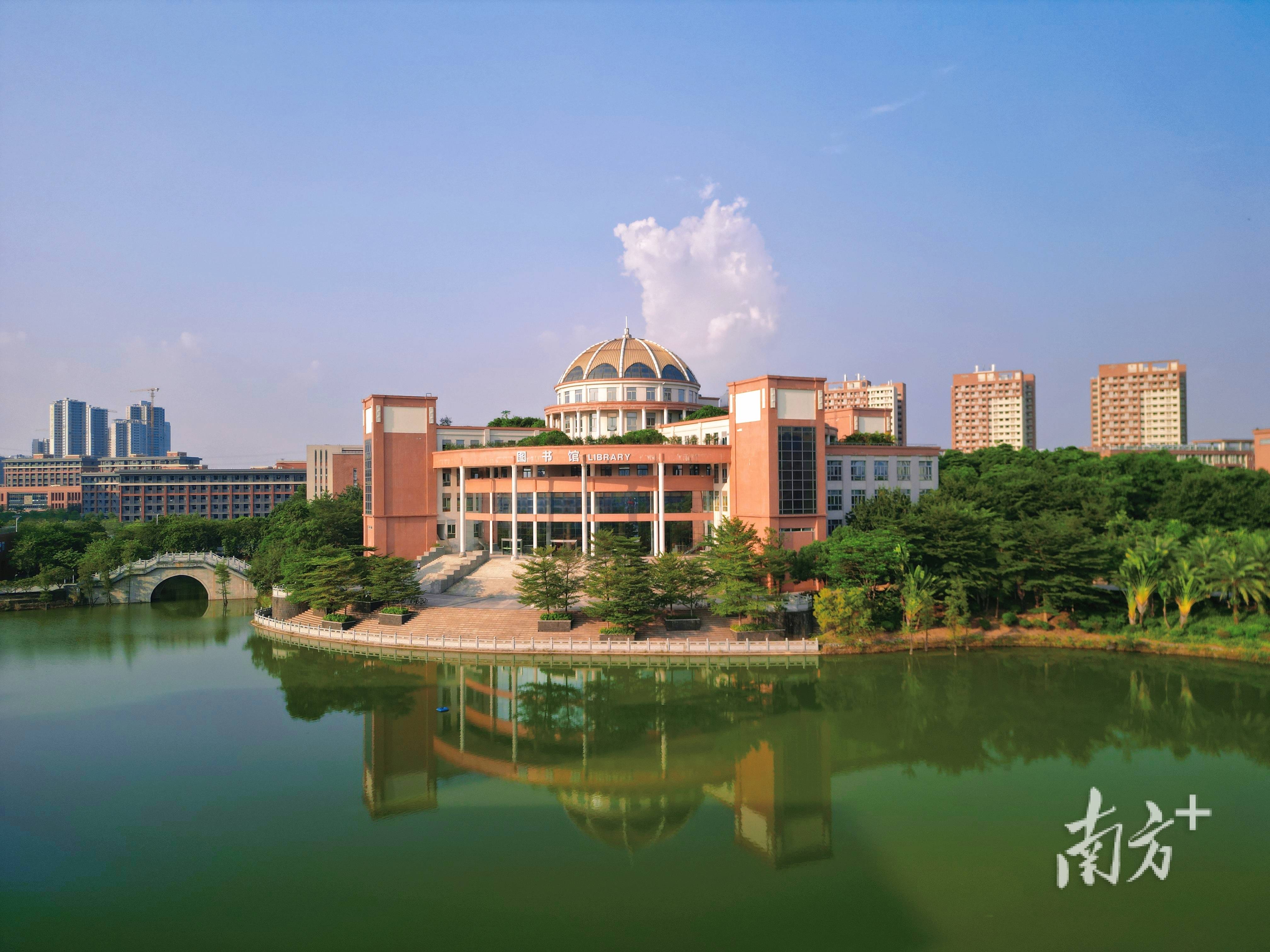 广州医科大学校长赵醒村:为建设教育强省贡献广医力量