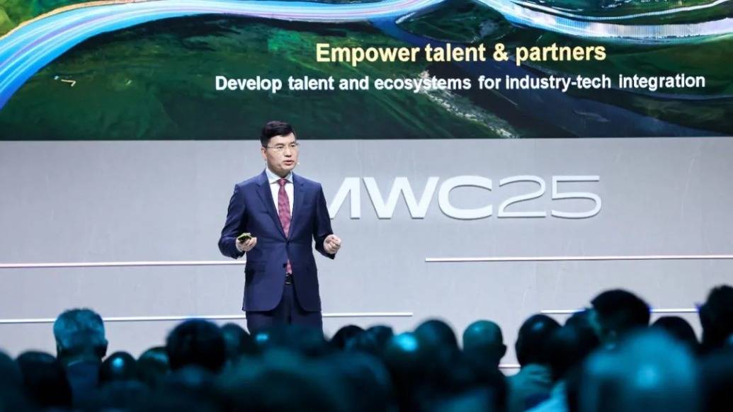 MWC 2025：华为陈雷剖析行业智能化，探寻转型发展“密码”