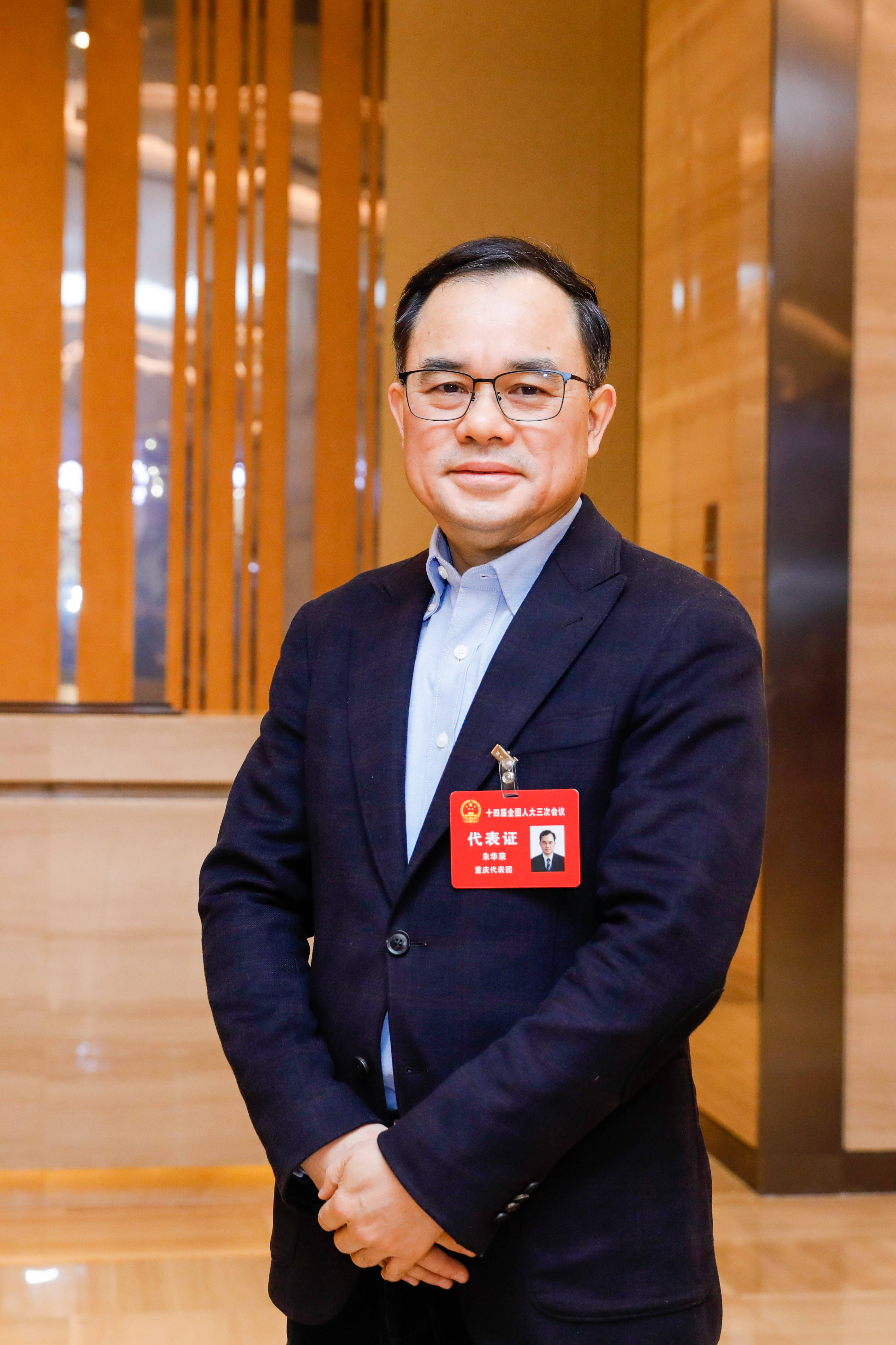 全国人大代表朱华荣建议加快完善自动驾驶标准和法规
