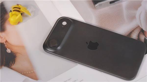 iPhone 17 Air来袭，轻薄设计与新技术的完美结合 机模曝光！iPhone 17 Air或取代Plus系列，变革将至