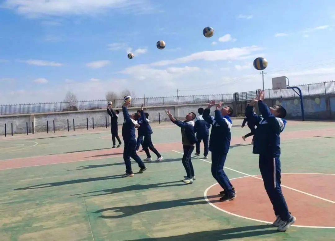 每天运动2小时为青春谱写健康乐章(图3)
