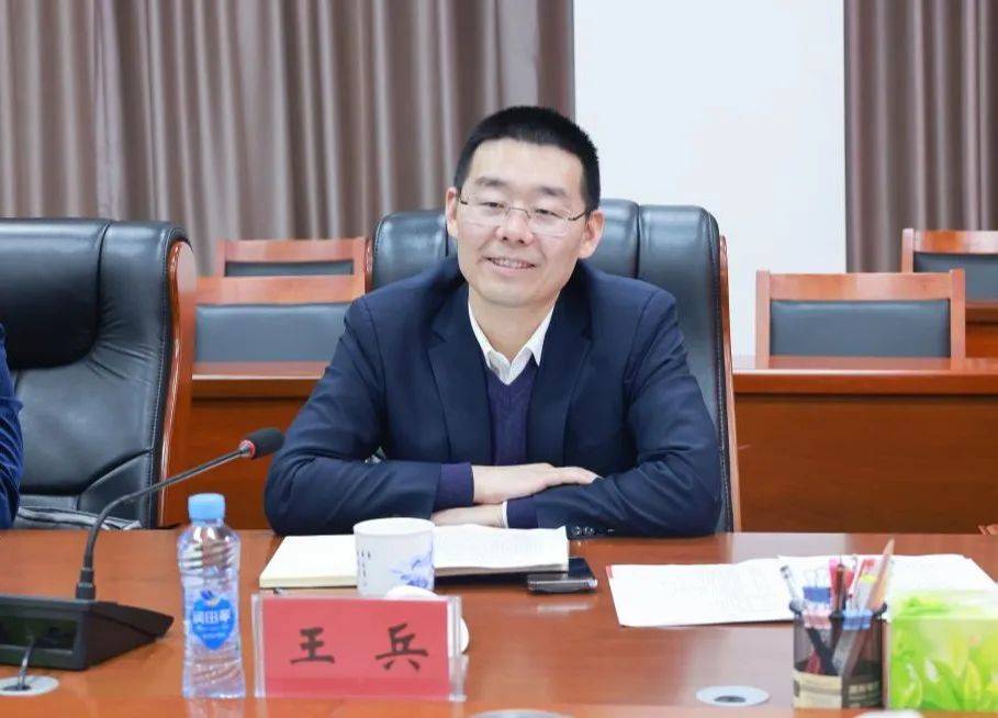 学校主要领导带队赴华南理工大学开展专题调研