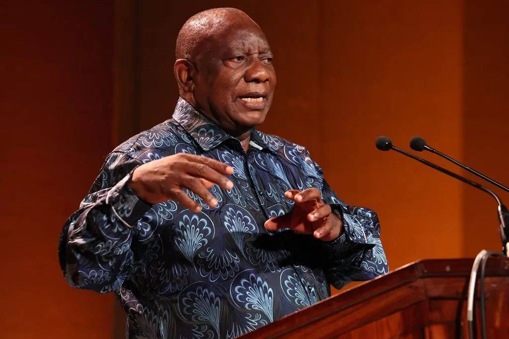 南非总统拉马福萨表示,美国是南非的第二大贸易伙伴,因此南非不会对