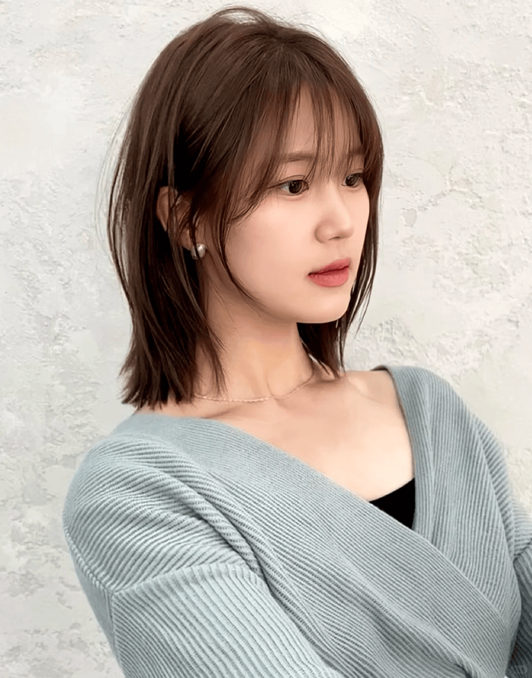 高级感齐肩短发,减龄小颜,简单高级又耐看