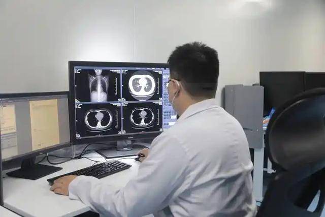 别错过心梗“暗示”，身体异常要留心！，心梗预警：身体这些异常千万别忽视！