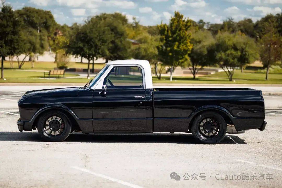 搭载6.2l v8的雪佛兰c10皮卡,近60年了依旧耐打