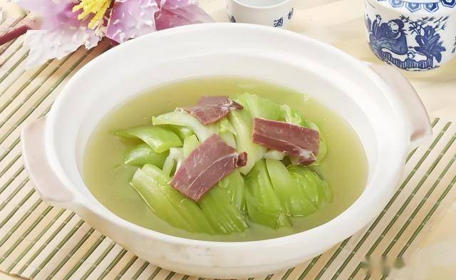 气温波动别慌，这些维C美食来帮忙 清明时节增强免疫力的美食秘籍
