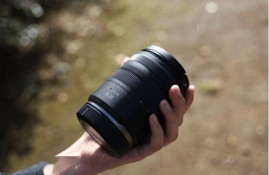 佳能或将发布新款广角镜头：RF14-28mm F2.8 L IS USM Z