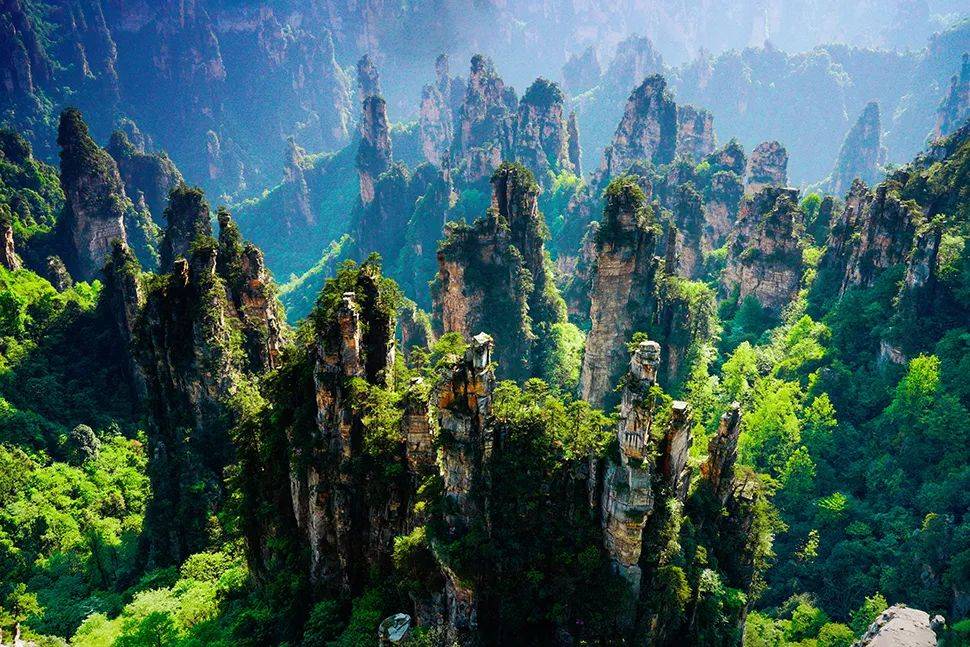 14-Day Epic China Tour : Beijing &bull; Xi&rsquo;an &bull; Guilin &bull; Yangshuo &bull; Zhangjiajie &bull; Shanghai