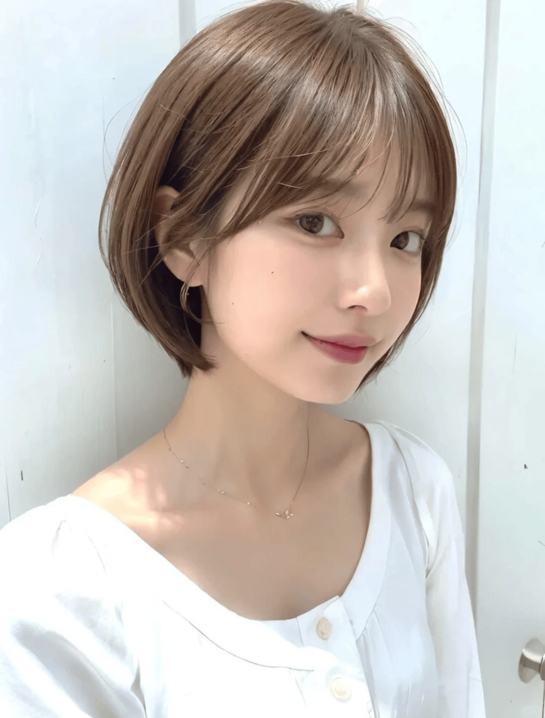 "温柔感波波头"既显脸小又温柔减龄,真的超级百搭