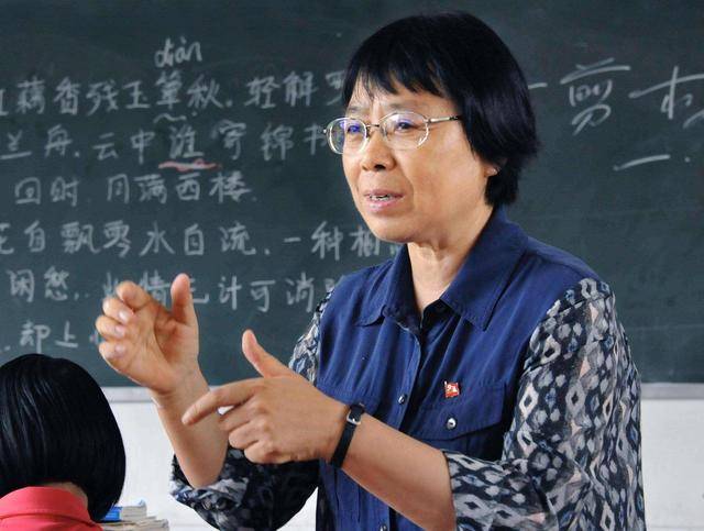 大山里的"燃灯者"张桂梅用一生改写千名女孩命运,国家为她破例