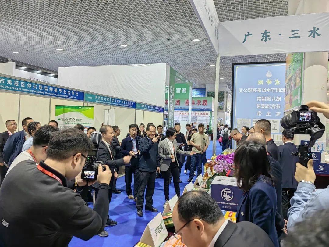 南北农业深度“链接”！三水农产品北上“蔬菜之乡”架起合作“高速路”