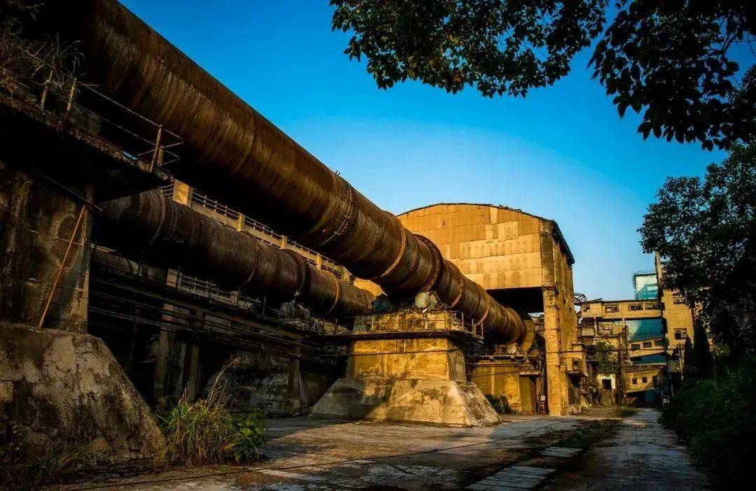 承载着中国水泥工业从萌芽到现代化的进程，是黄石工业文明的生动写照。