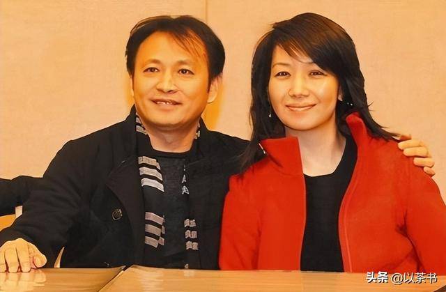 61岁丁志诚现状：住所和前妻相隔200米未再婚，摇身一变成女儿奴