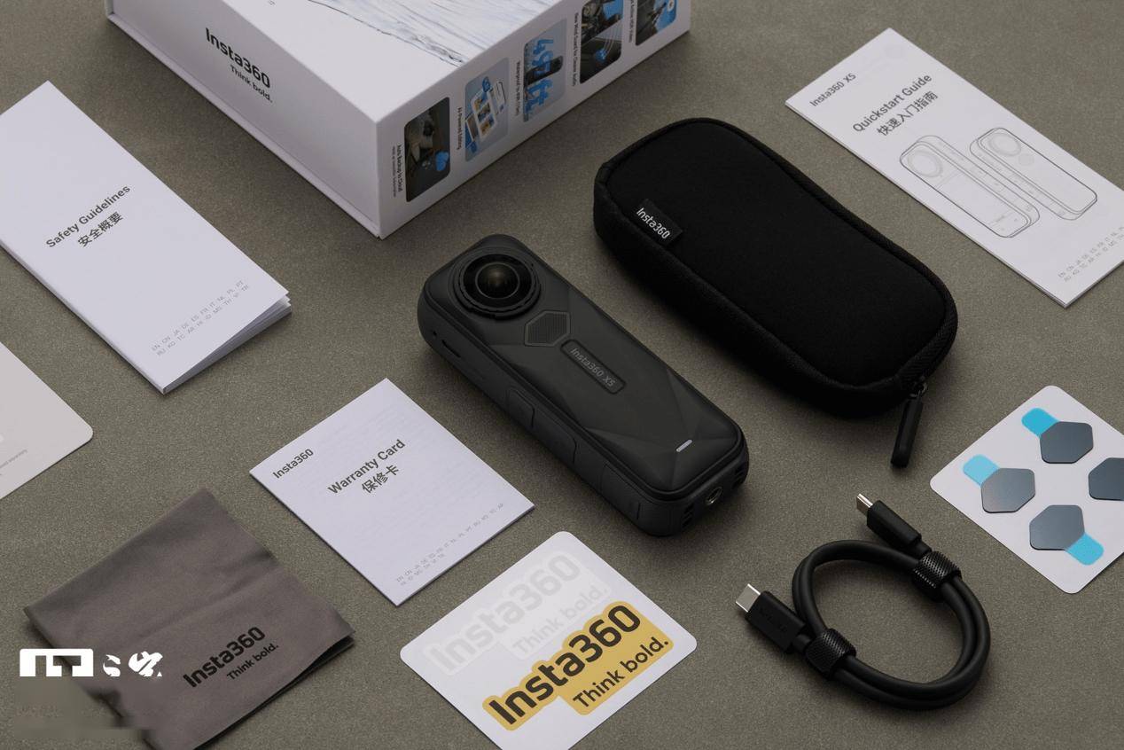 【开箱】影石 Insta360 X5 旗舰 8K 全景相机图赏