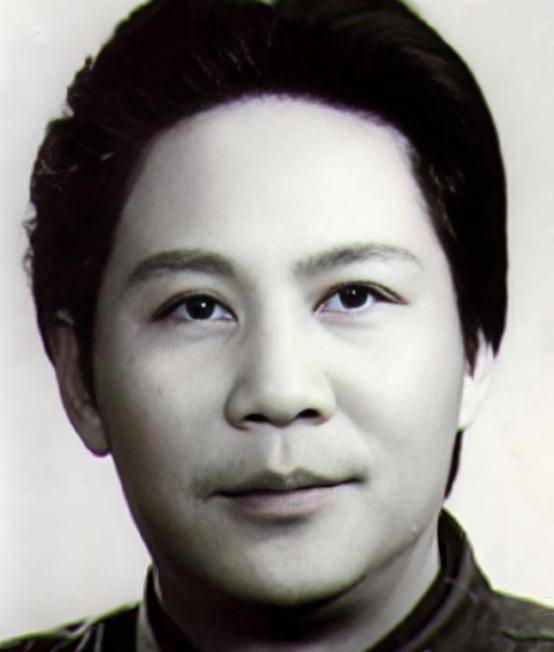 1983年杨尚昆见到古月后，气愤不已：毛主席可不是你这个样子的！