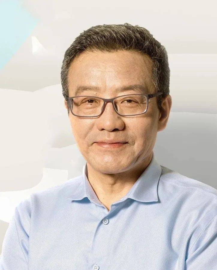 文史|"哲学王子"王德峰