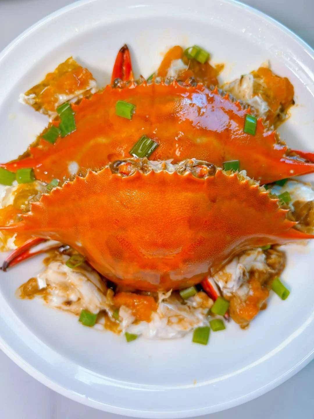 清蒸梭子蟹:这道海鲜盛宴,鲜甜得连手指都想嗦干净!