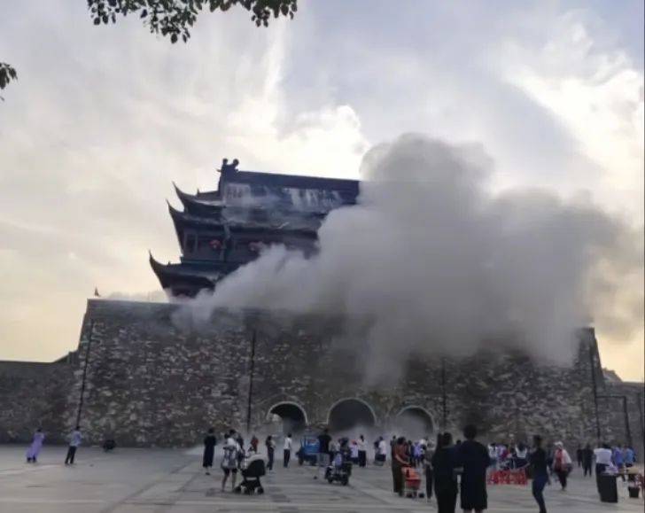 安徽凤阳鼓楼系违建？县文旅局长否认