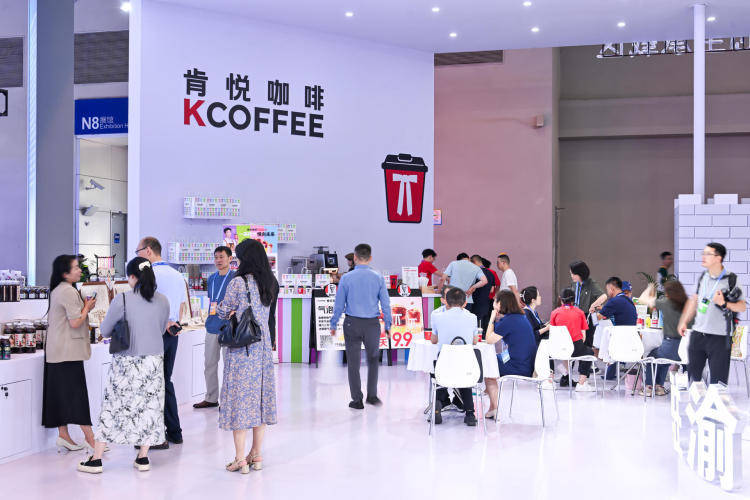 西洽会上“双年记”：一杯肯悦咖啡，测出重庆咖啡消费升级的温度