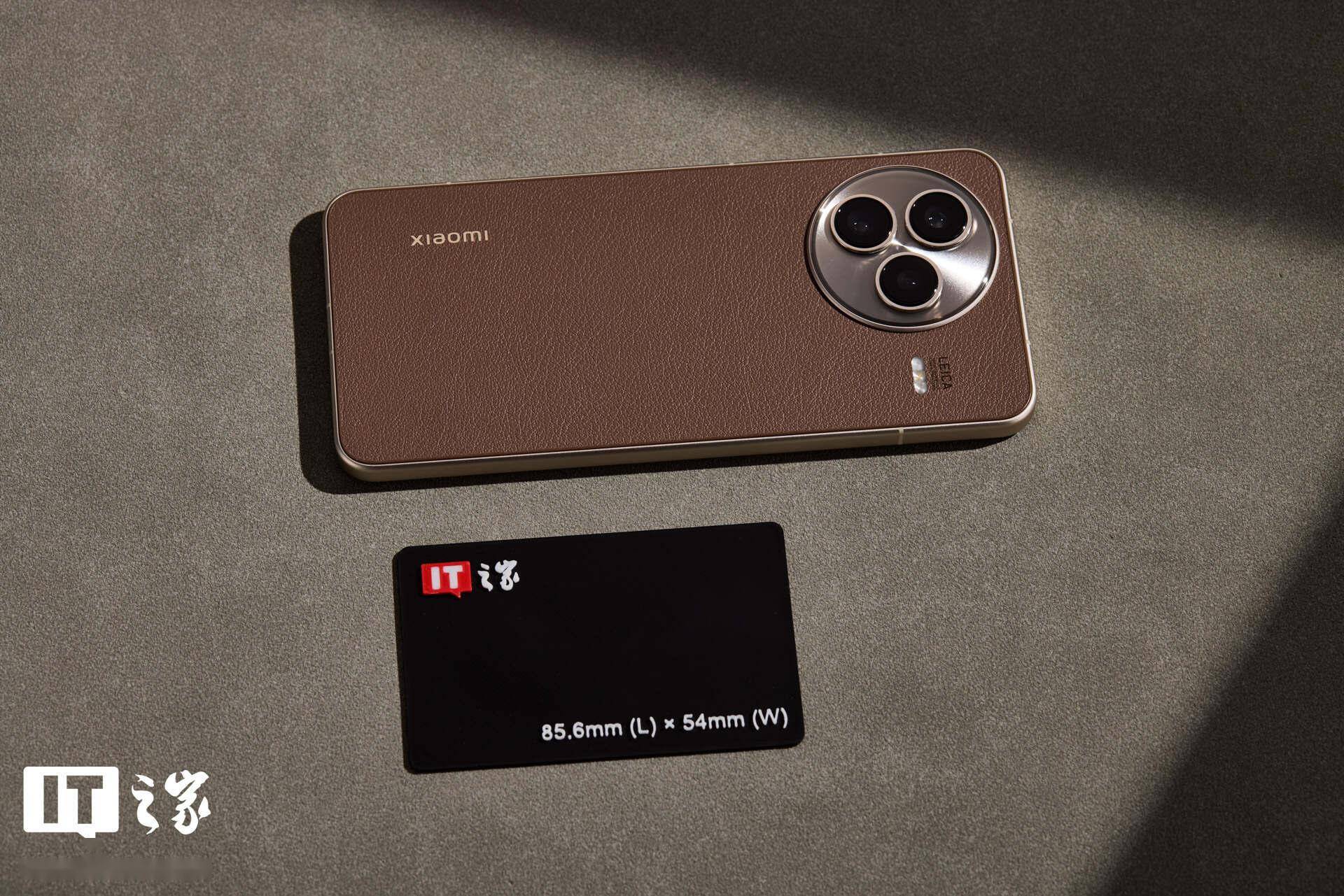 天天冰美式，天天有美事：小米 Civi 5 Pro 「冰美式」实拍图赏