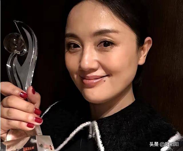 死在拍摄地的朱媛媛，并不可怜，只是提前完成了“冯小刚式浪漫”