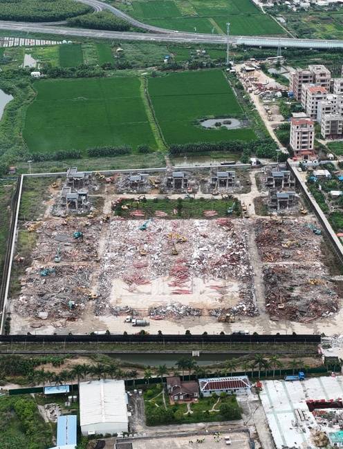 附近居民称汕头违建豪宅“英之园”已“拆得差不多了” 官方最新通报：依法拆除