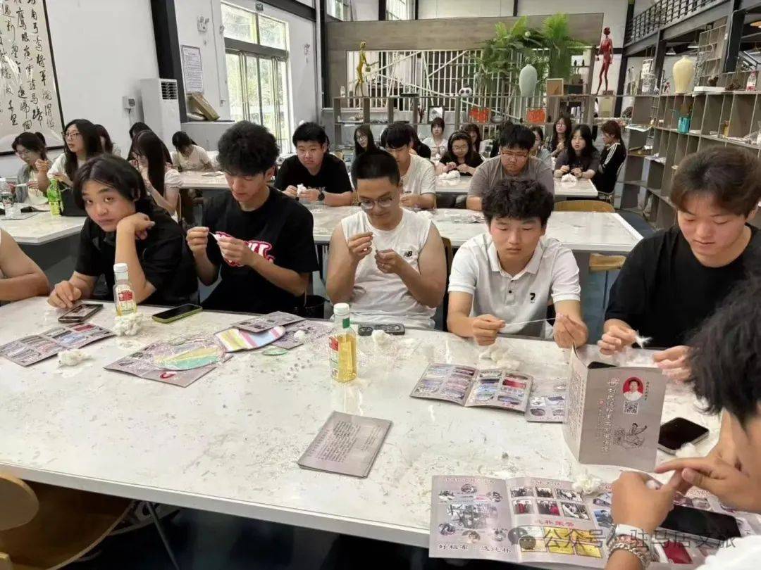 当00后遇上传统非遗技艺，这波文化热潮太上头！！