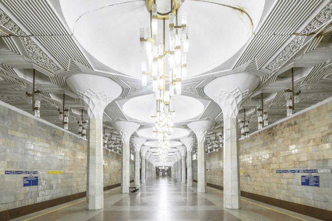 图片[9]-到免签的中亚小国，做一场极繁主义的梦 -华闻时空