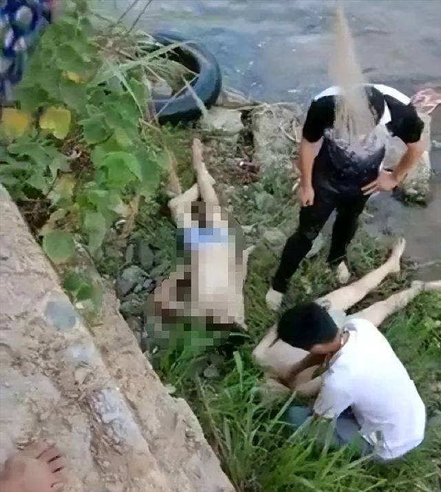 从孩子的身体上看,看不出来有什么不对的地方,警方也是确认孩子为溺水