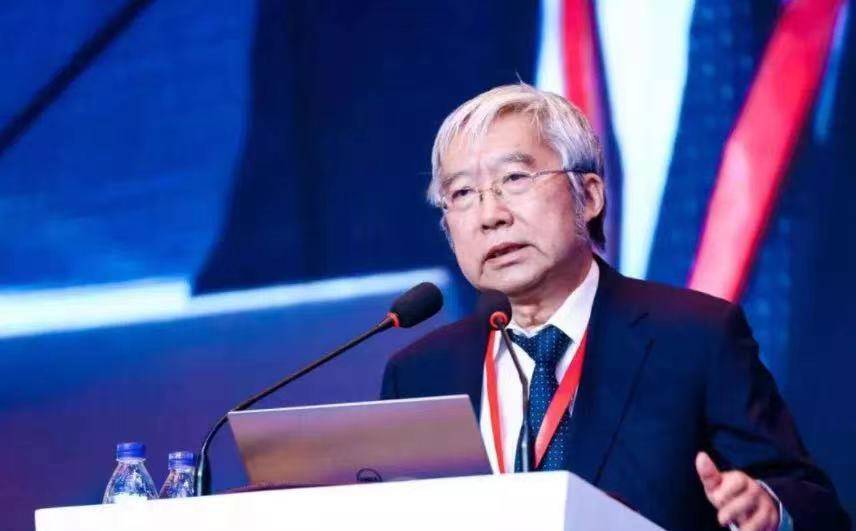 余永定：不存在“消费驱动增长”，“十五五”应再推类似四万亿的大项目