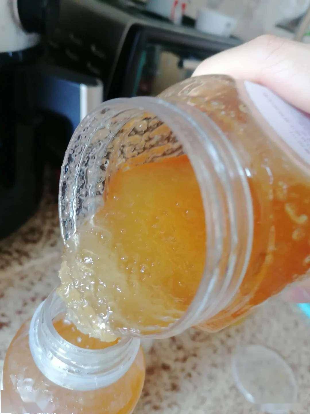 蜂蜜结晶属于正常现象吗(蜂蜜结晶到底好不好) 蜂蜜结晶属于正常现象吗(蜂蜜结晶到底好不好)