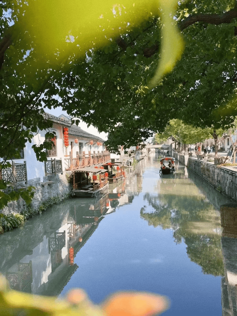 _【乐游】雨季限定浪漫！乘船体验烟雨江南→_【乐游】雨季限定浪漫！乘船体验烟雨江南→