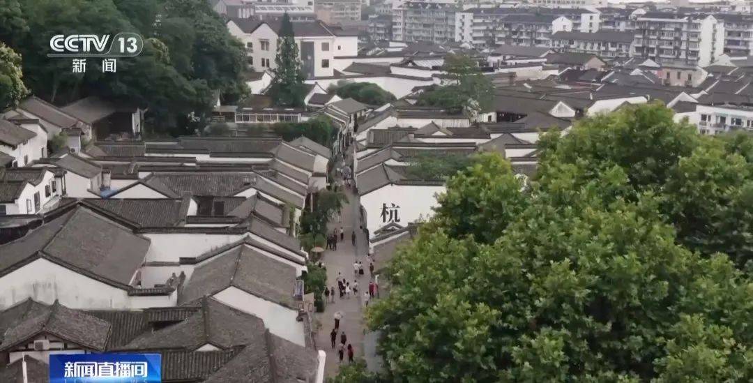 美、精、暖 这些街巷里的新消费主打“满满烟火气”