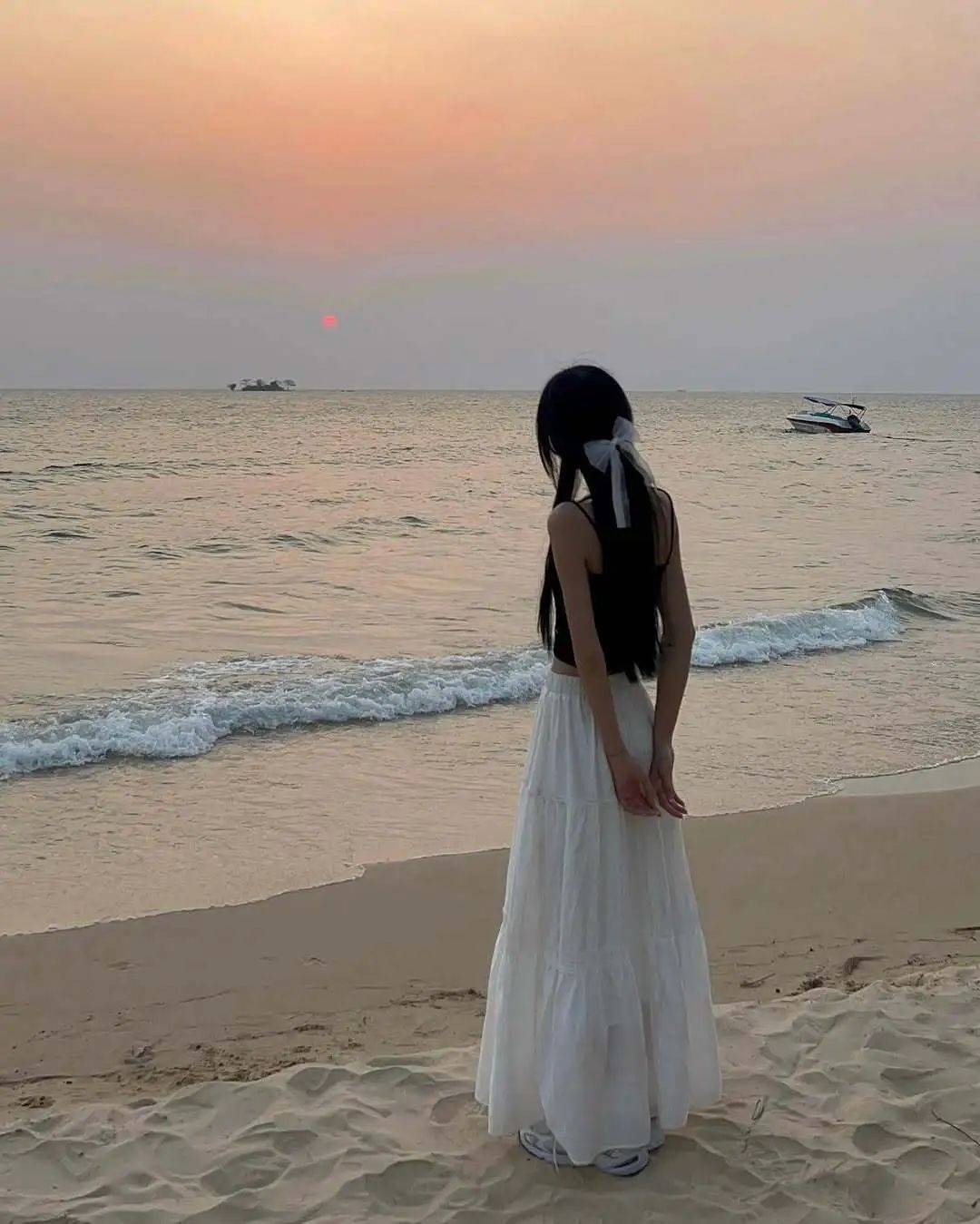 不露脸拍海边照!绝了!