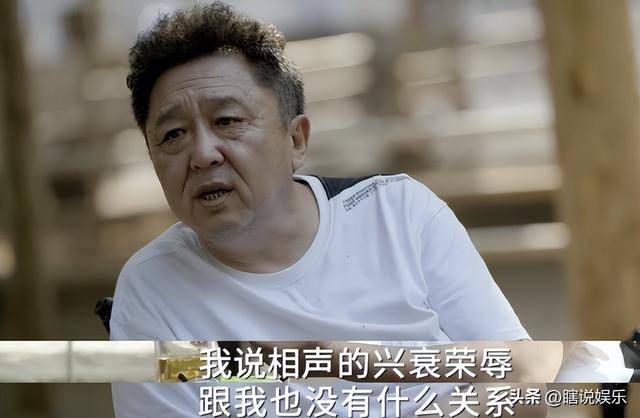 于谦坐车郭德纲导航_郭德纲于谦坐一桌节目_