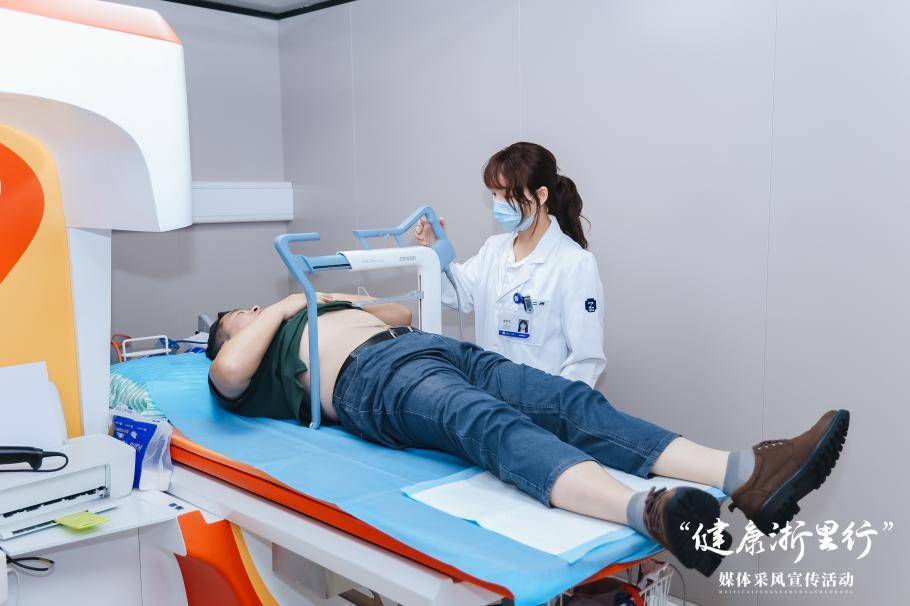 關于北京大學第三醫院、順義區黃牛掛號微信，客服24小時在線的信息