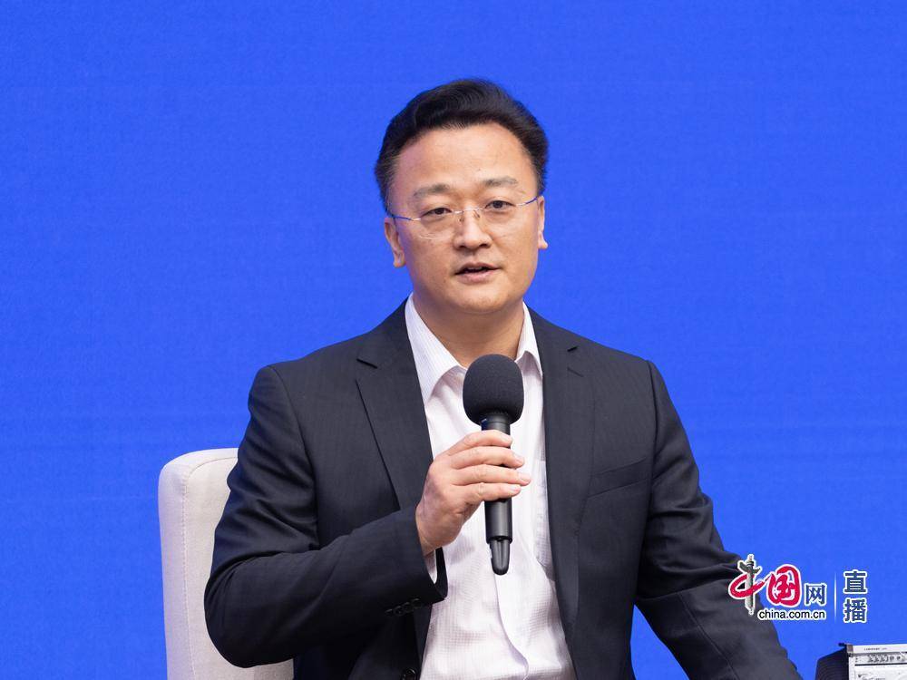 中国载人航天工程着陆场系统副总设计师：神十九因天气原因推迟一天返回，同样做到舱落机到