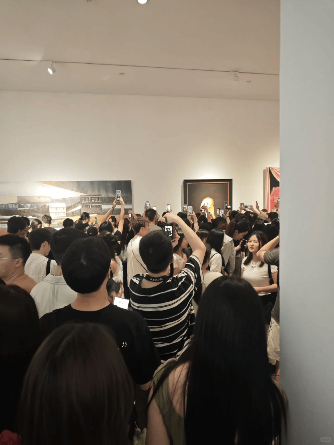 蒙娜丽莎展览馆__蒙娜丽莎旅拍