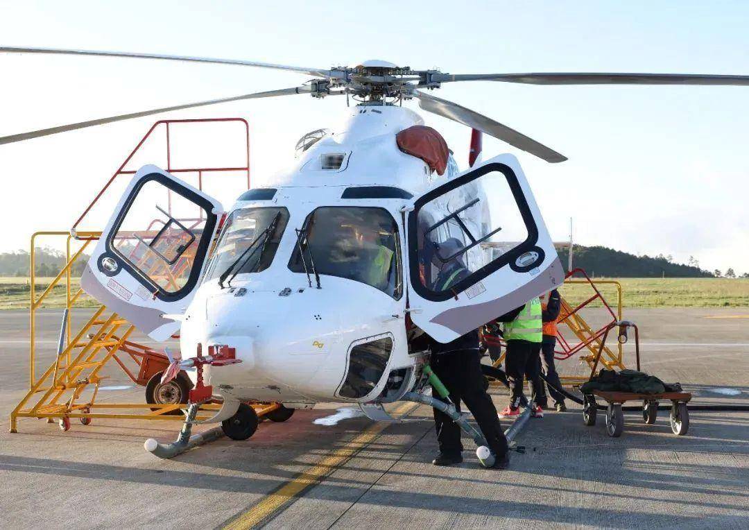 “吉祥鸟”AC332直升机!国产双发首秀高原自转着陆成功_旋翼_试飞_性能
