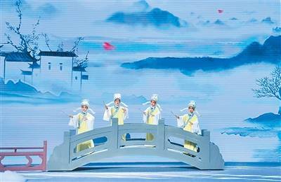 搭起“连心桥” 铺就“交融路”