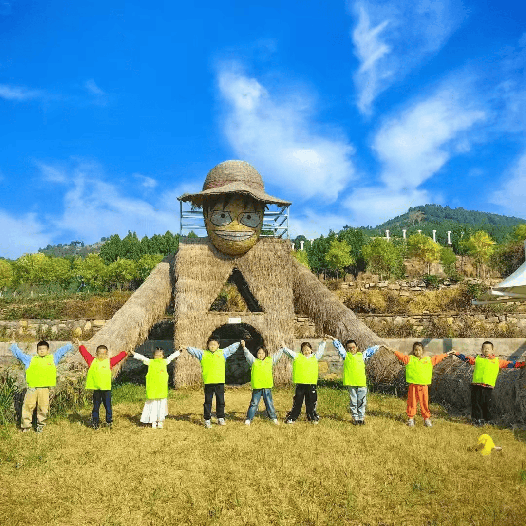 5天4夜高端研学成长营火热招募中