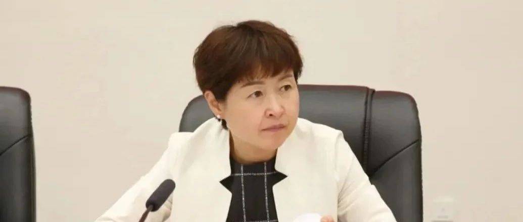 收受明显超出正常礼尚往来的财物,刘岚被“双开”_贵州省纪委_贵阳市_严重